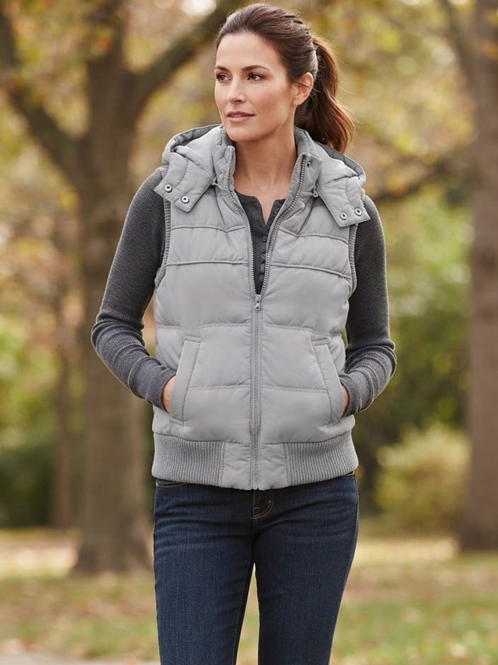 Aeropostale Light Gray Quilted Hooded Puffer Vest - XL